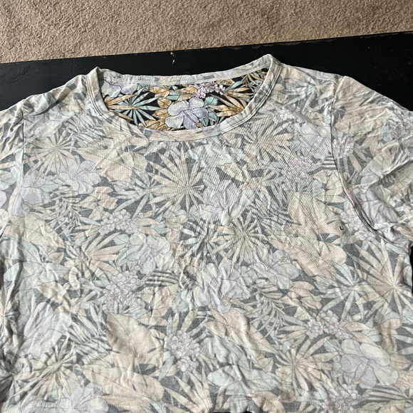 AE Cropped Soft & Sexy T-Shirt - Picture 3 of 3